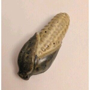 EUC VTG Glazed Clay Pottery Corn Cob Ear Brooch Pin